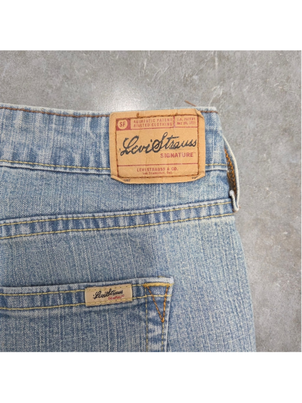 Vintage Levi's Light Blue Boot Cut Women's Jeans Size 4L - Picture 5 of 6